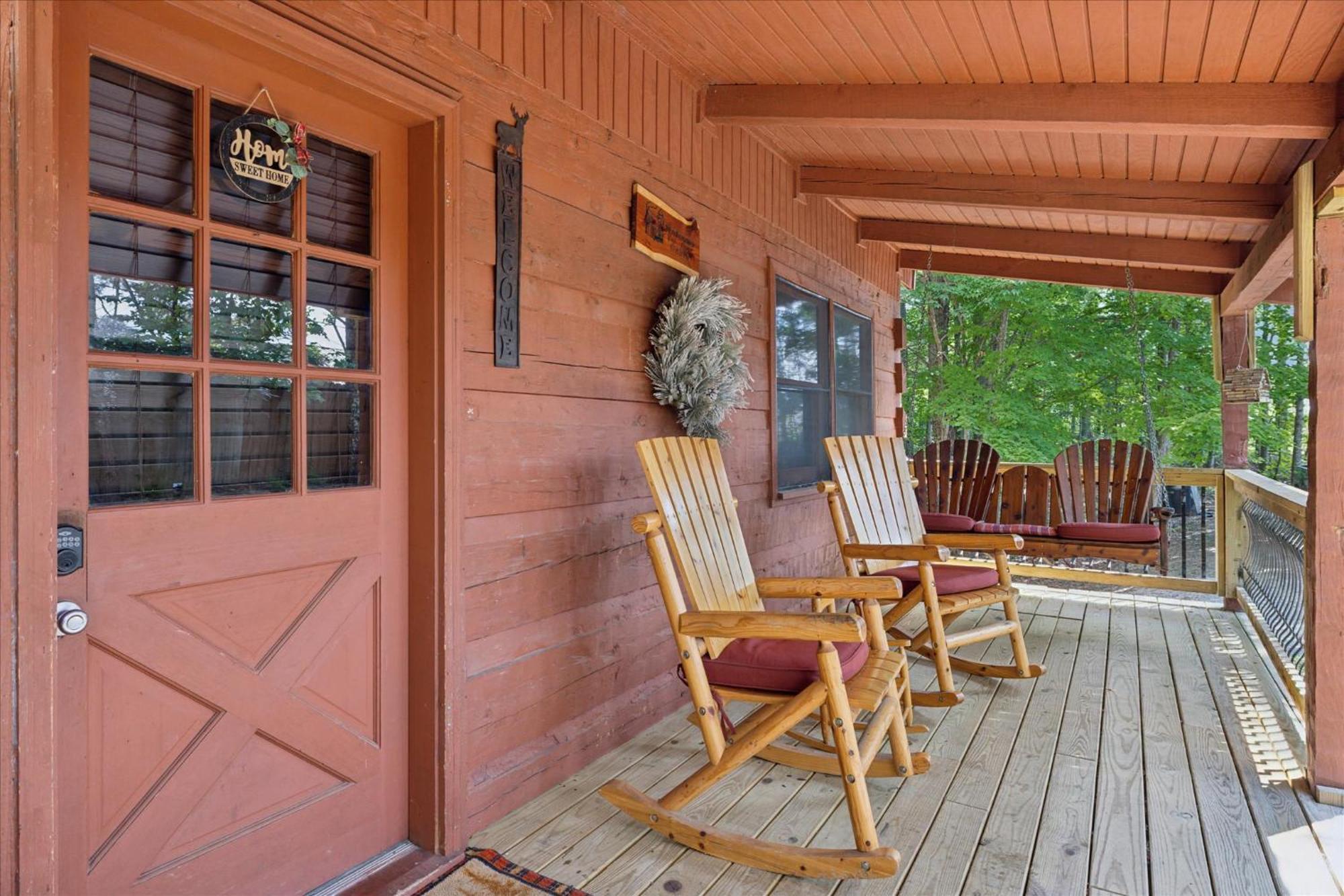 A Charming Cabin, Pool, Firepit, Hot Tub-Jacuzzi Gatlinburg Zewnętrze zdjęcie